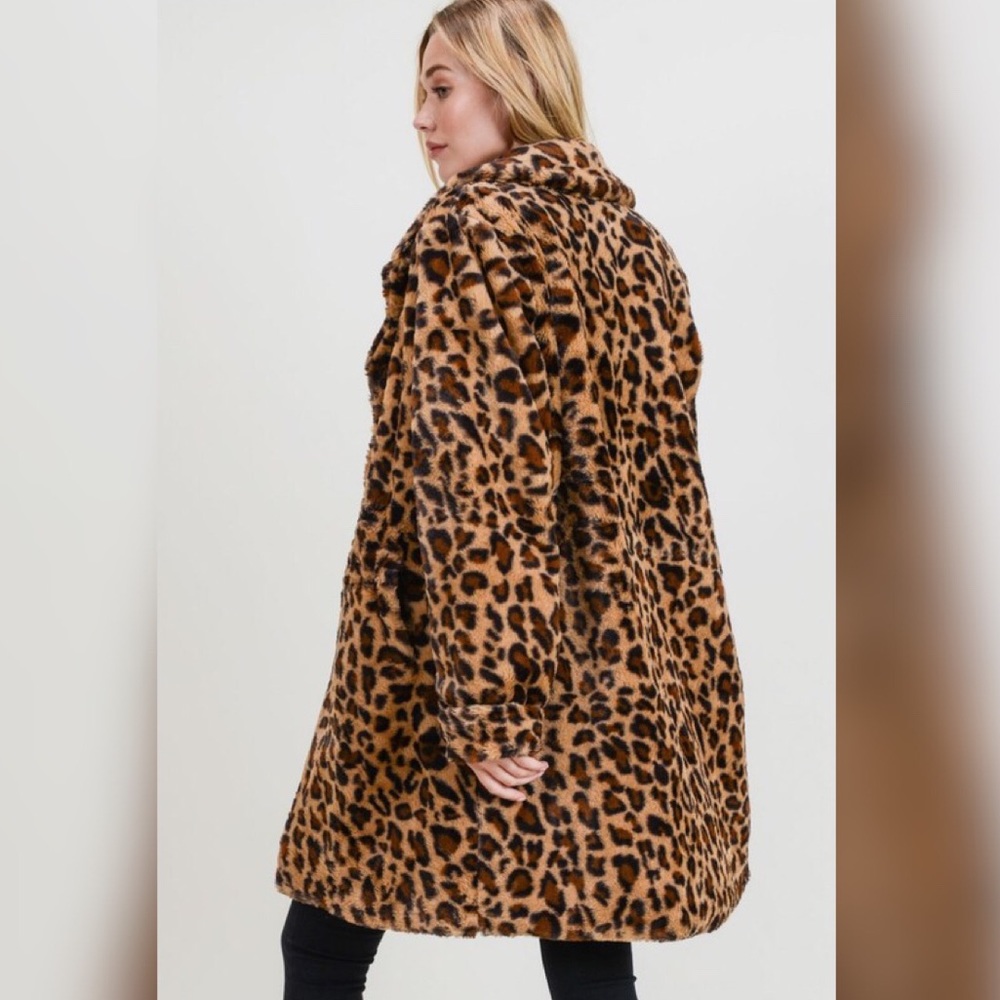 Size Small Perfect Plush Animal Print JACKET - Picture 6 of 8